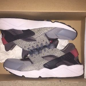 Air Huarache Run PRM